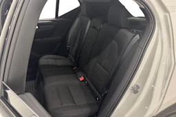 valkoinen Volvo XC40 2019 kuva 11.