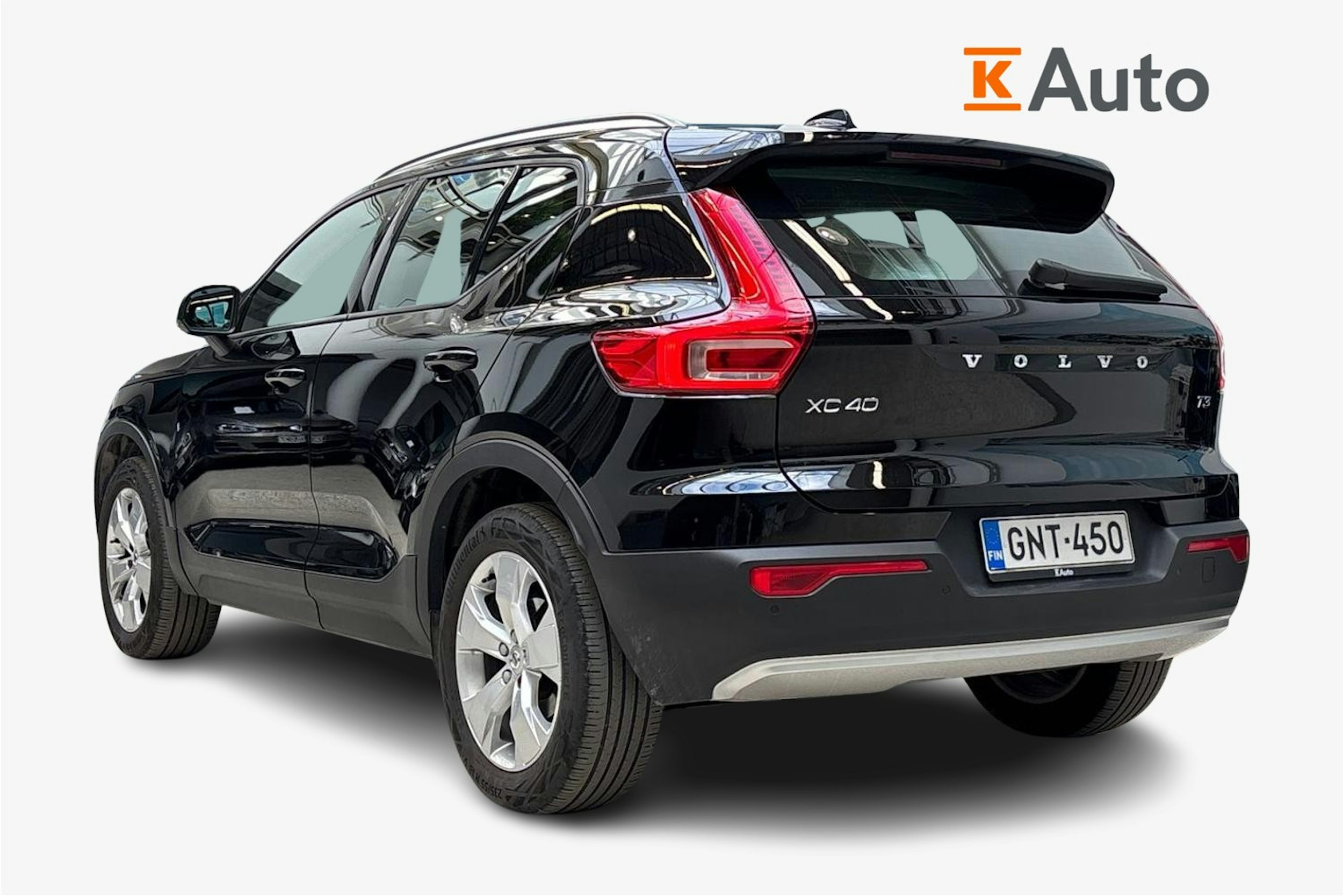 musta Volvo XC40 2020 kuva 2.