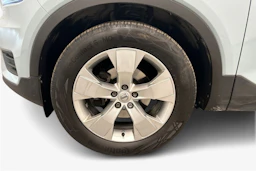 sininen Volvo XC40 2019 kuva 12.