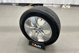 sininen Volvo XC40 2019 kuva 20.