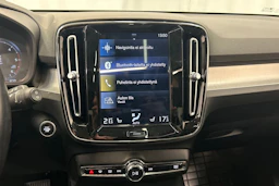 sininen Volvo XC40 2019 kuva 27.