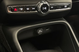 Harmaa Volvo XC40 2019 kuva 21.