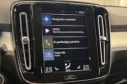 Harmaa Volvo XC40 2019 kuva 22.