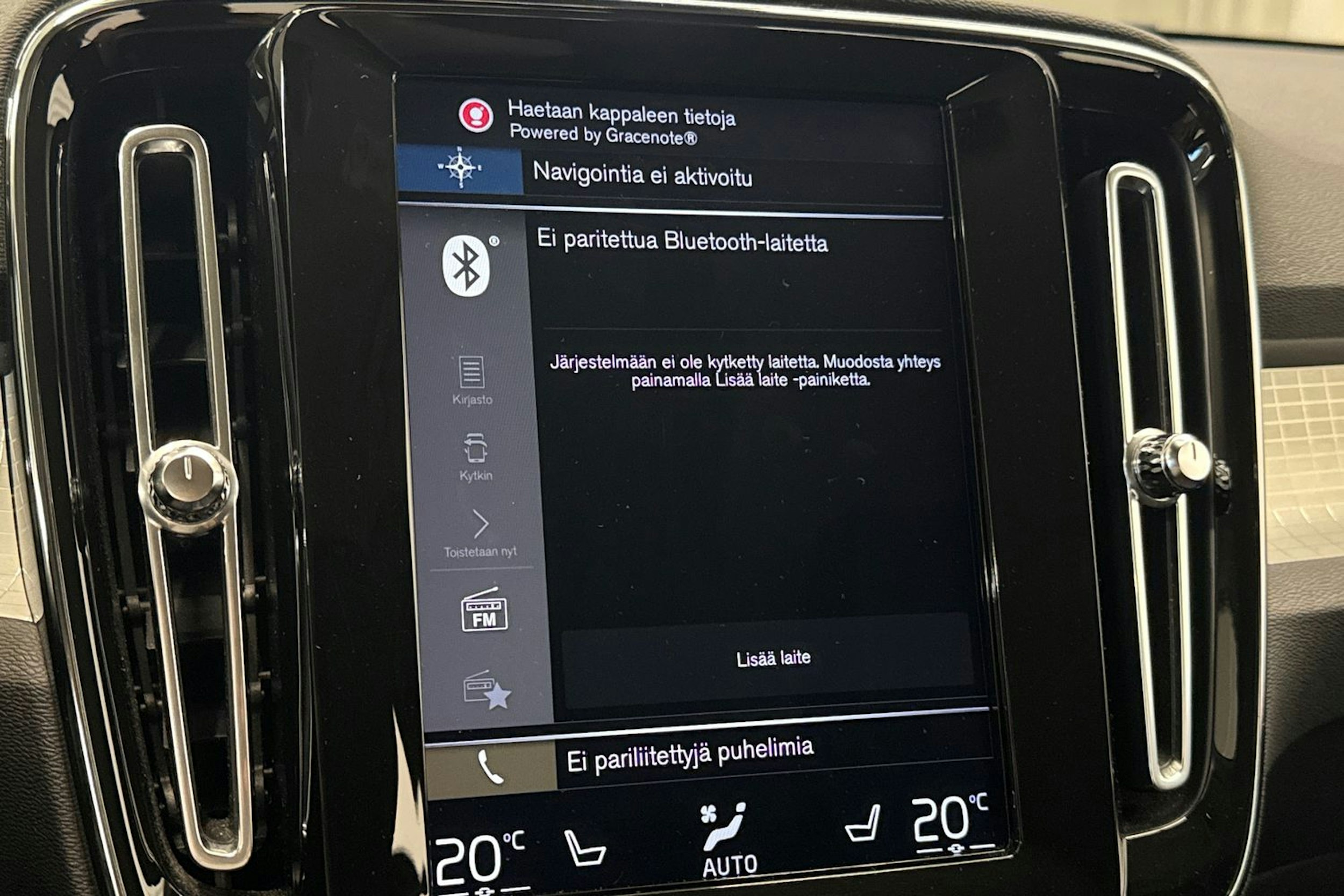 Harmaa Volvo XC40 2019 kuva 24.