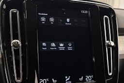 Harmaa Volvo XC40 2019 kuva 25.