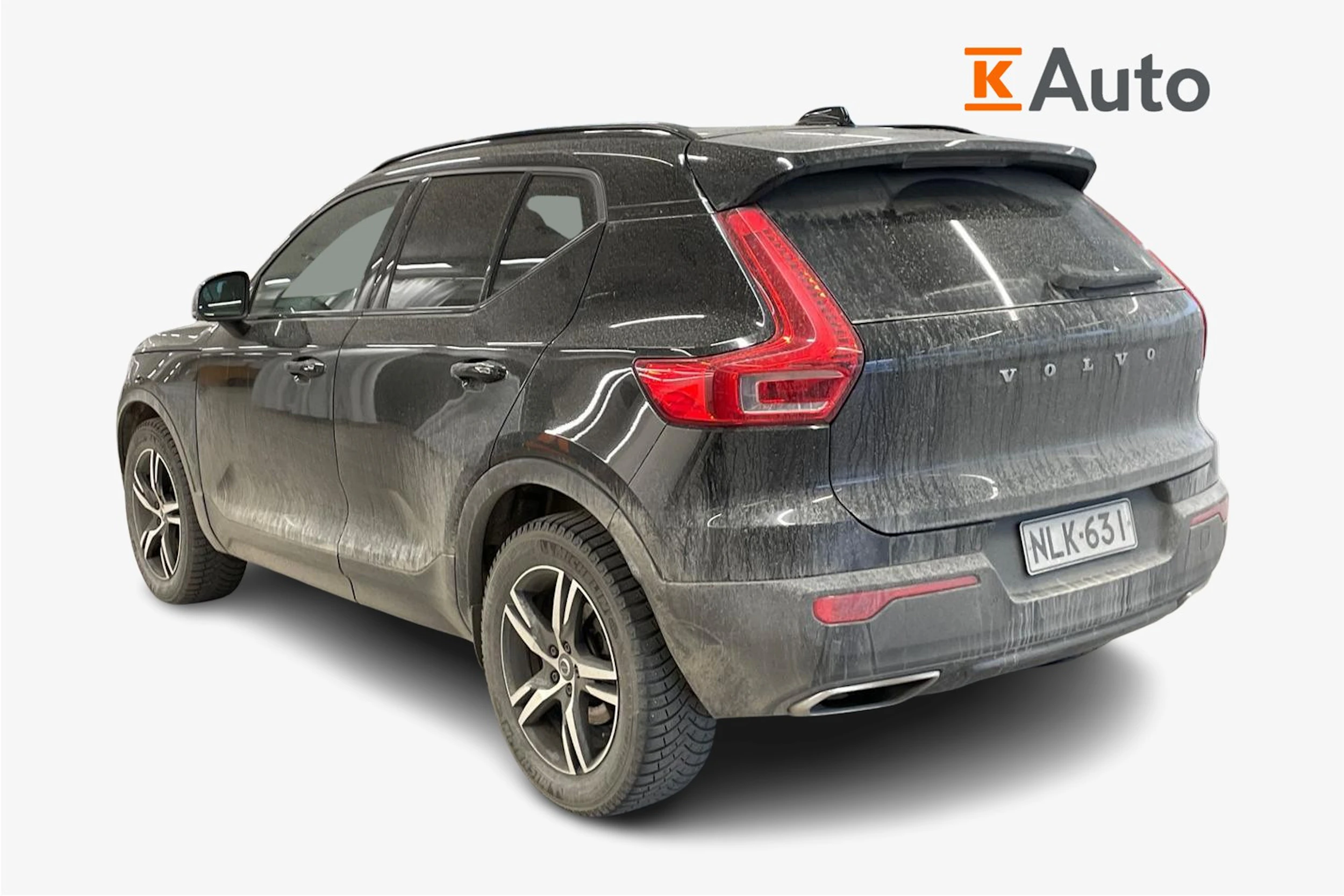 musta Volvo XC40 2019 kuva 2.