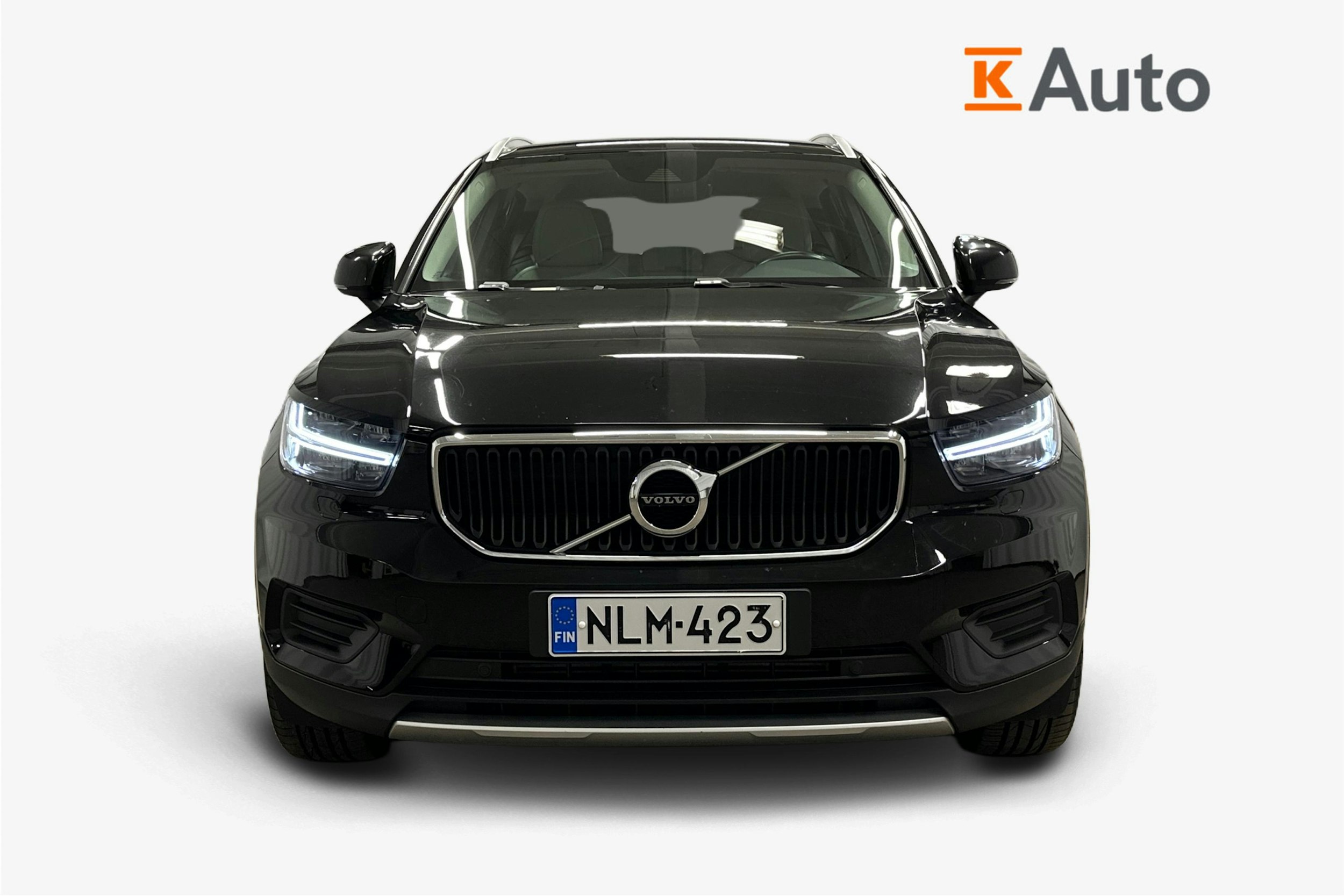 musta Volvo XC40 2019 kuva 5.