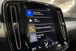 musta Volvo XC40 2019 kuva 21.