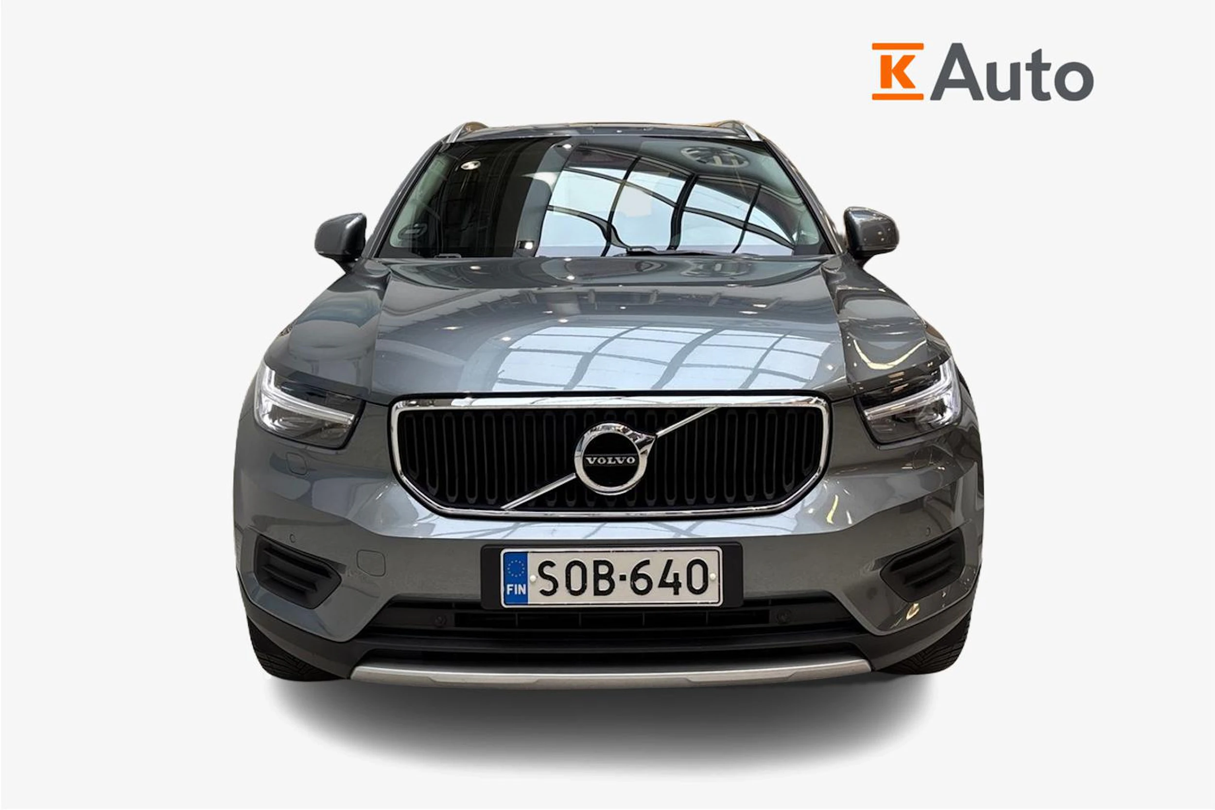 harmaa Volvo XC40 2019 kuva 4.