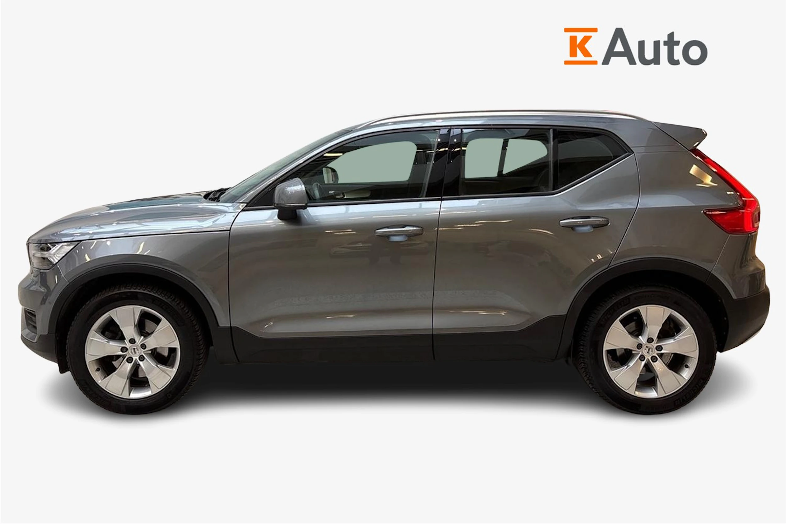 harmaa Volvo XC40 2019 kuva 5.