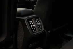 harmaa Volvo XC40 2019 kuva 14.