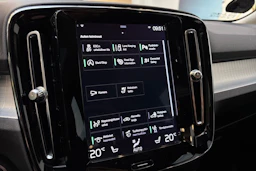 harmaa Volvo XC40 2019 kuva 21.