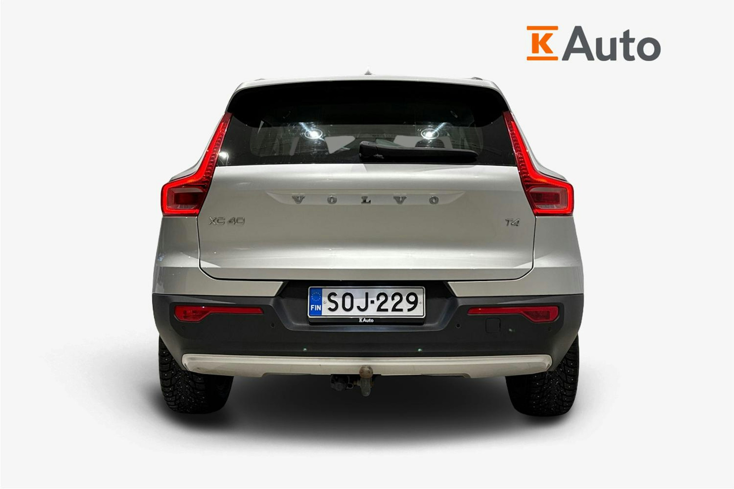 harmaa Volvo XC40 2019 kuva 3.