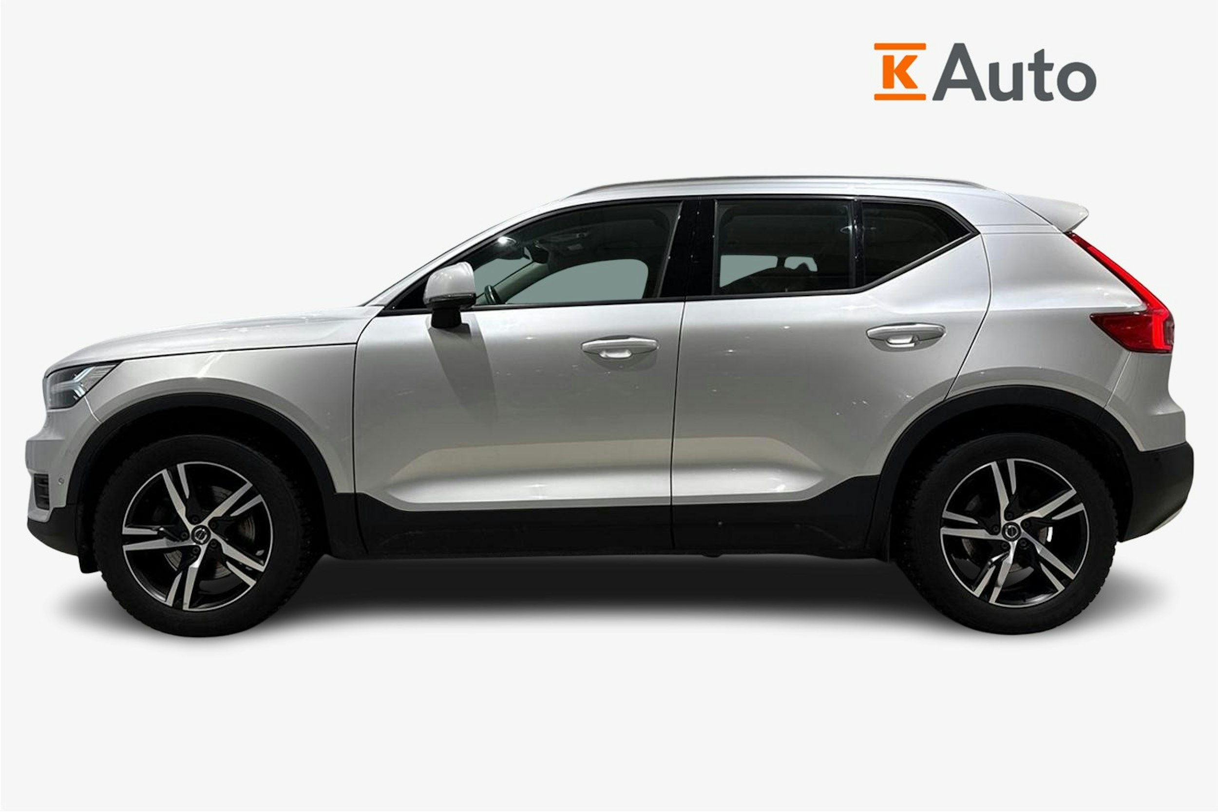 harmaa Volvo XC40 2019 kuva 6.