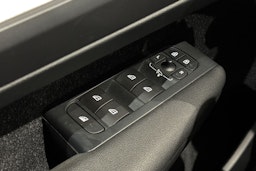 harmaa Volvo XC40 2019 kuva 19.