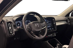 musta Volvo XC40 2019 kuva 6.