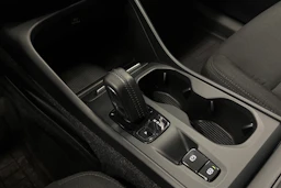 musta Volvo XC40 2019 kuva 18.