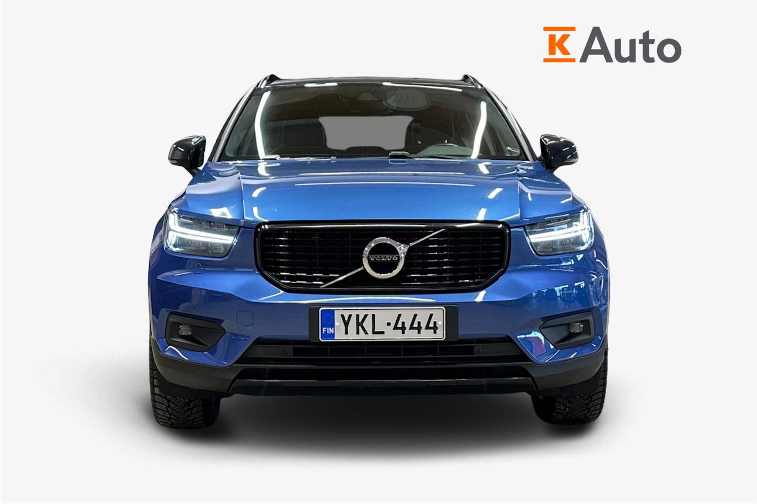 sininen Volvo XC40 2019 kuva 4.