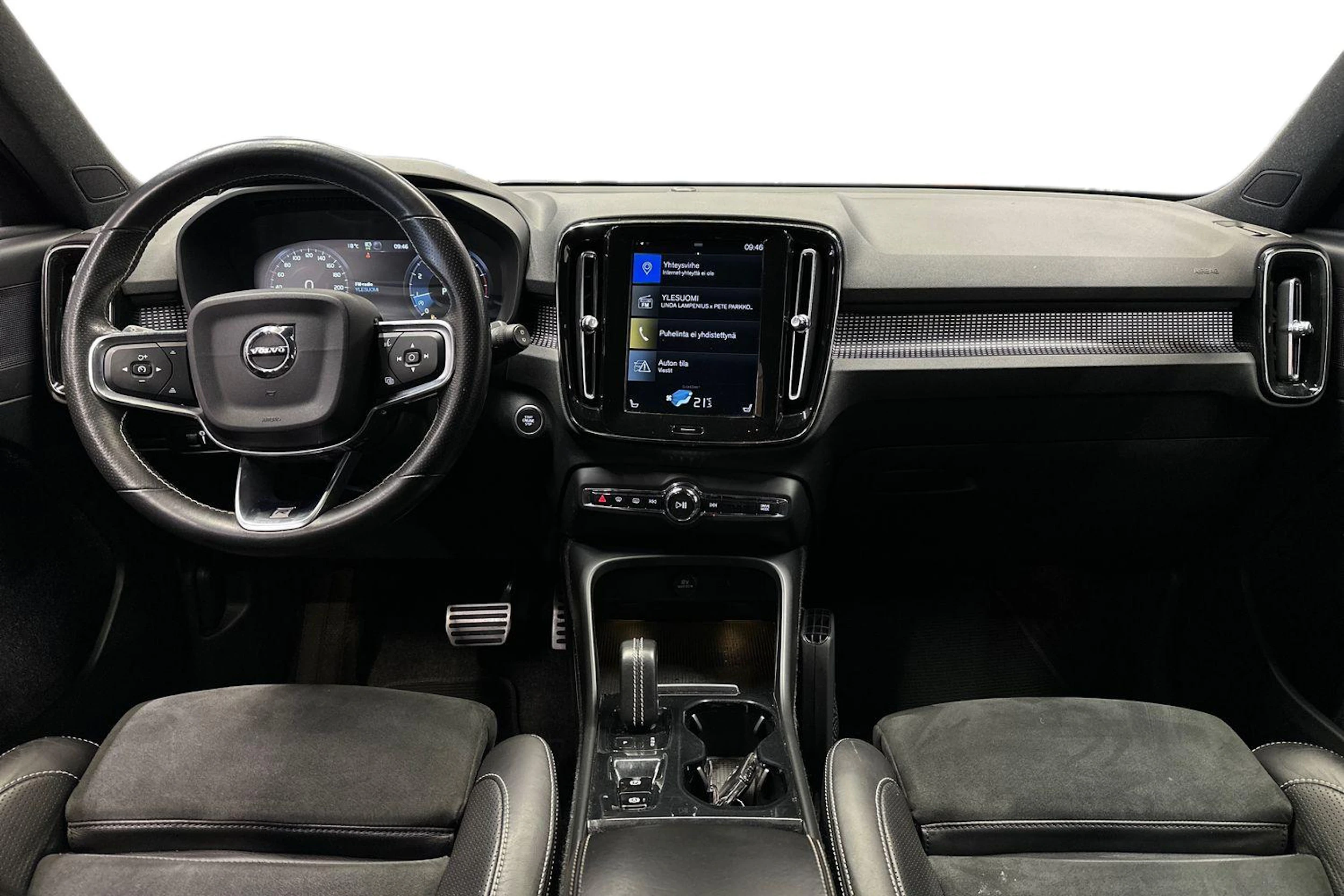 sininen Volvo XC40 2019 kuva 7.