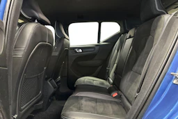 sininen Volvo XC40 2019 kuva 8.