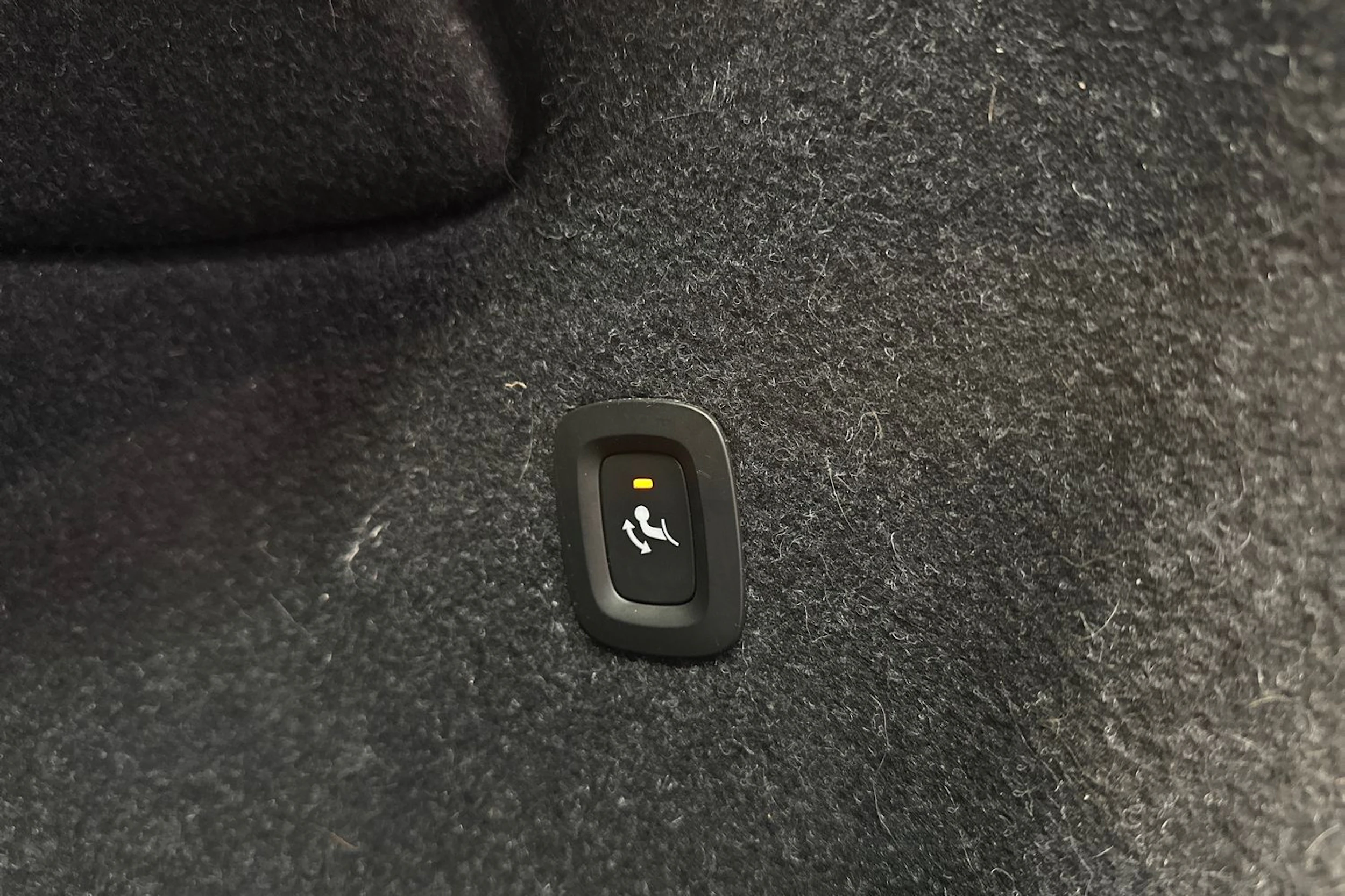 sininen Volvo XC40 2019 kuva 22.