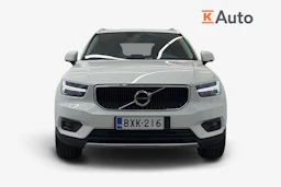 Valkoinen Volvo XC40 2020 kuva 4.