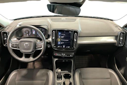 harmaa Volvo XC40 2020 kuva 7.
