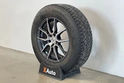 harmaa Volvo XC40 2020 kuva 10.