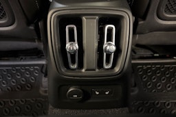 sininen Volvo XC40 2021 kuva 24.