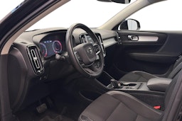musta Volvo XC40 2020 kuva 7.