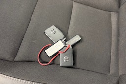 musta Volvo XC40 2020 kuva 21.