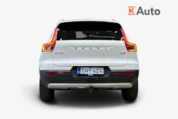 valkoinen Volvo XC40 2020 kuva 4.