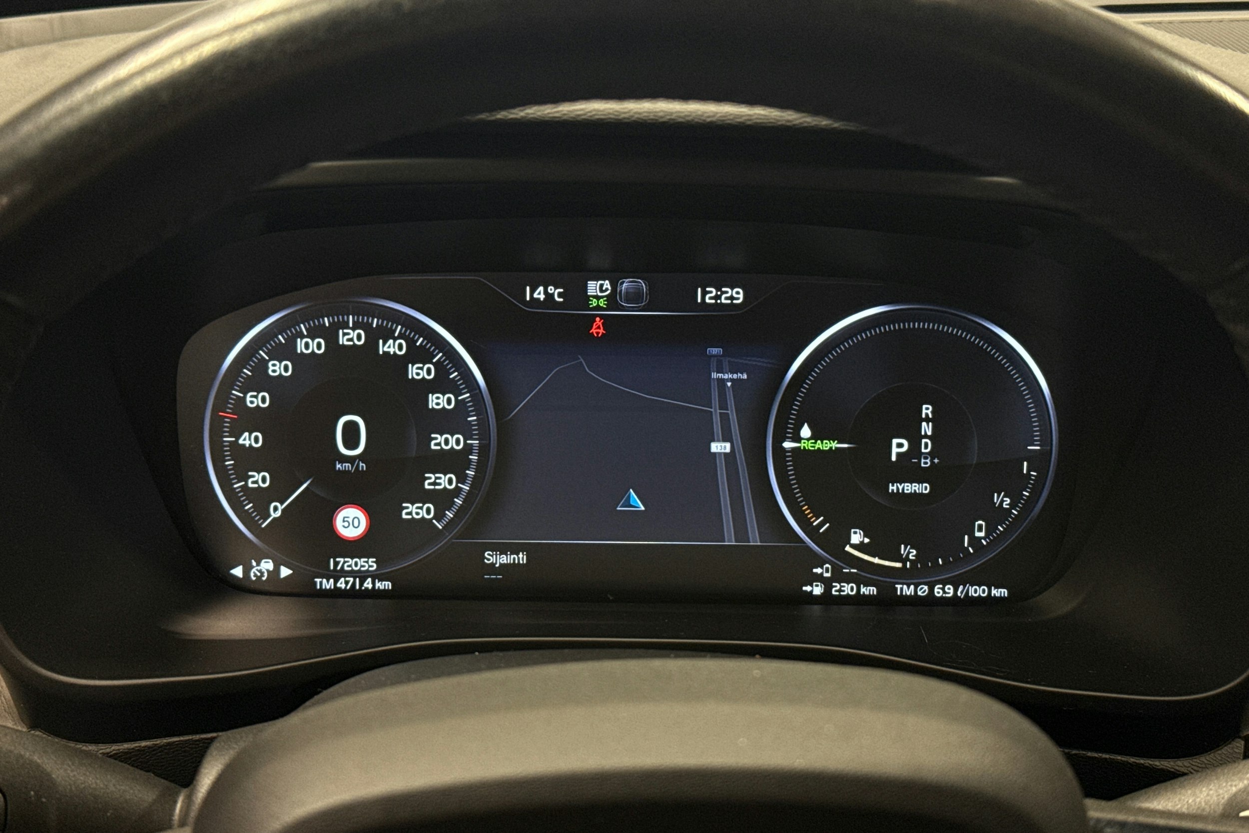 punainen Volvo XC40 2021 kuva 15.