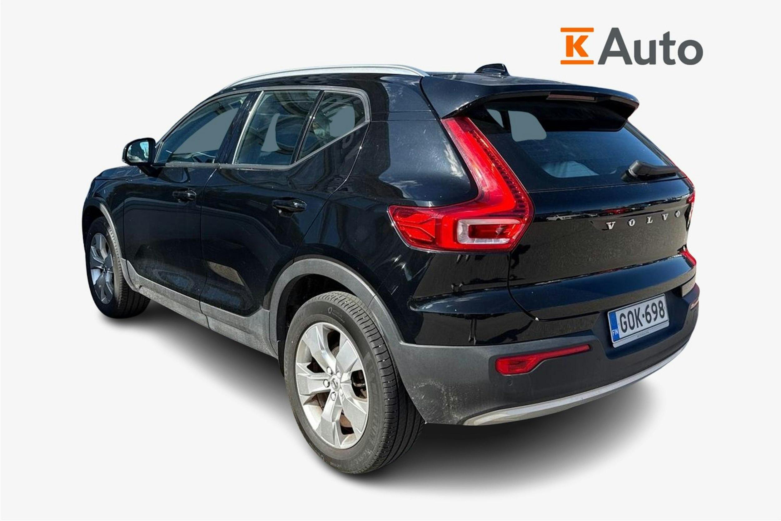 musta Volvo XC40 2020 kuva 2.