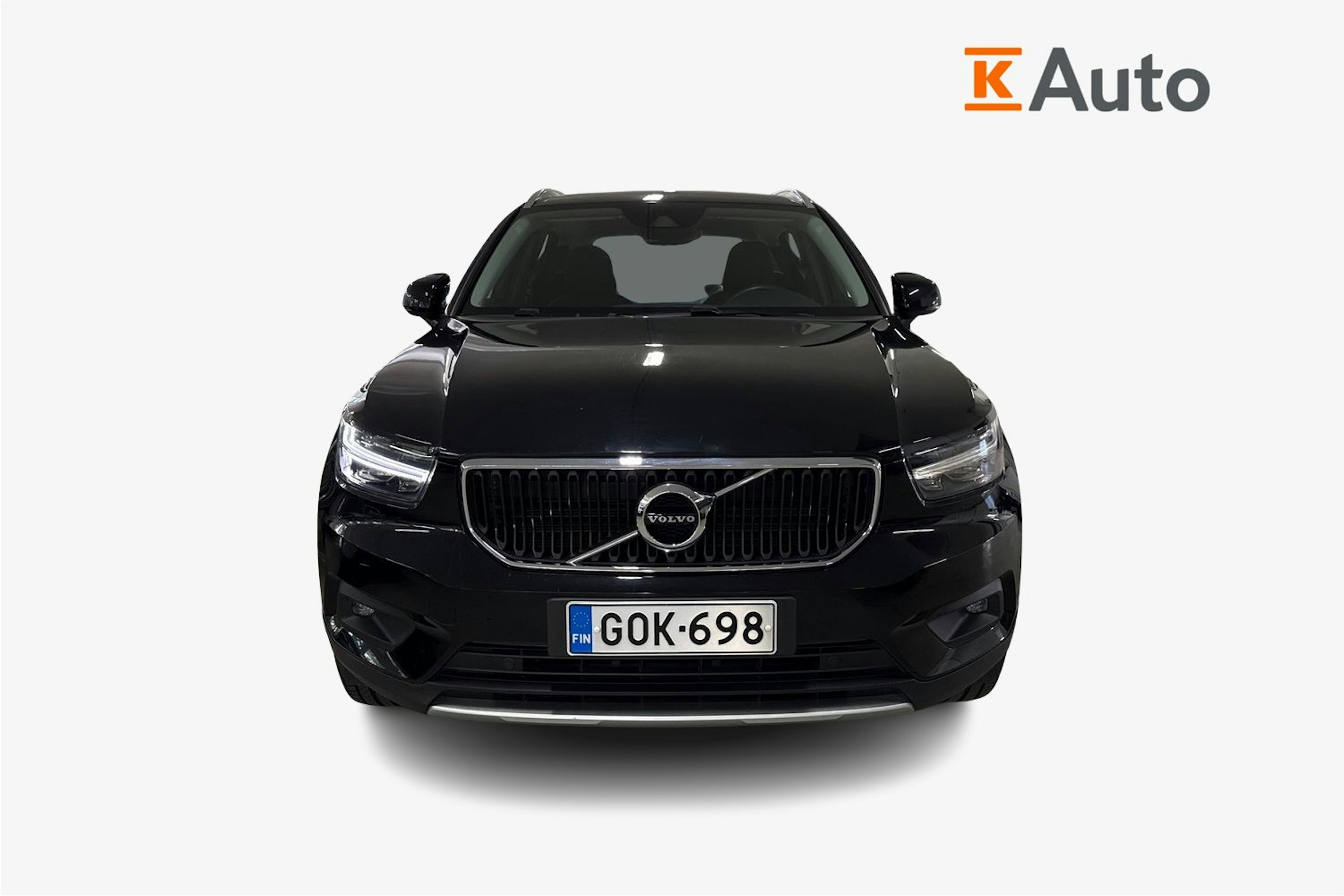 musta Volvo XC40 2020 kuva 5.