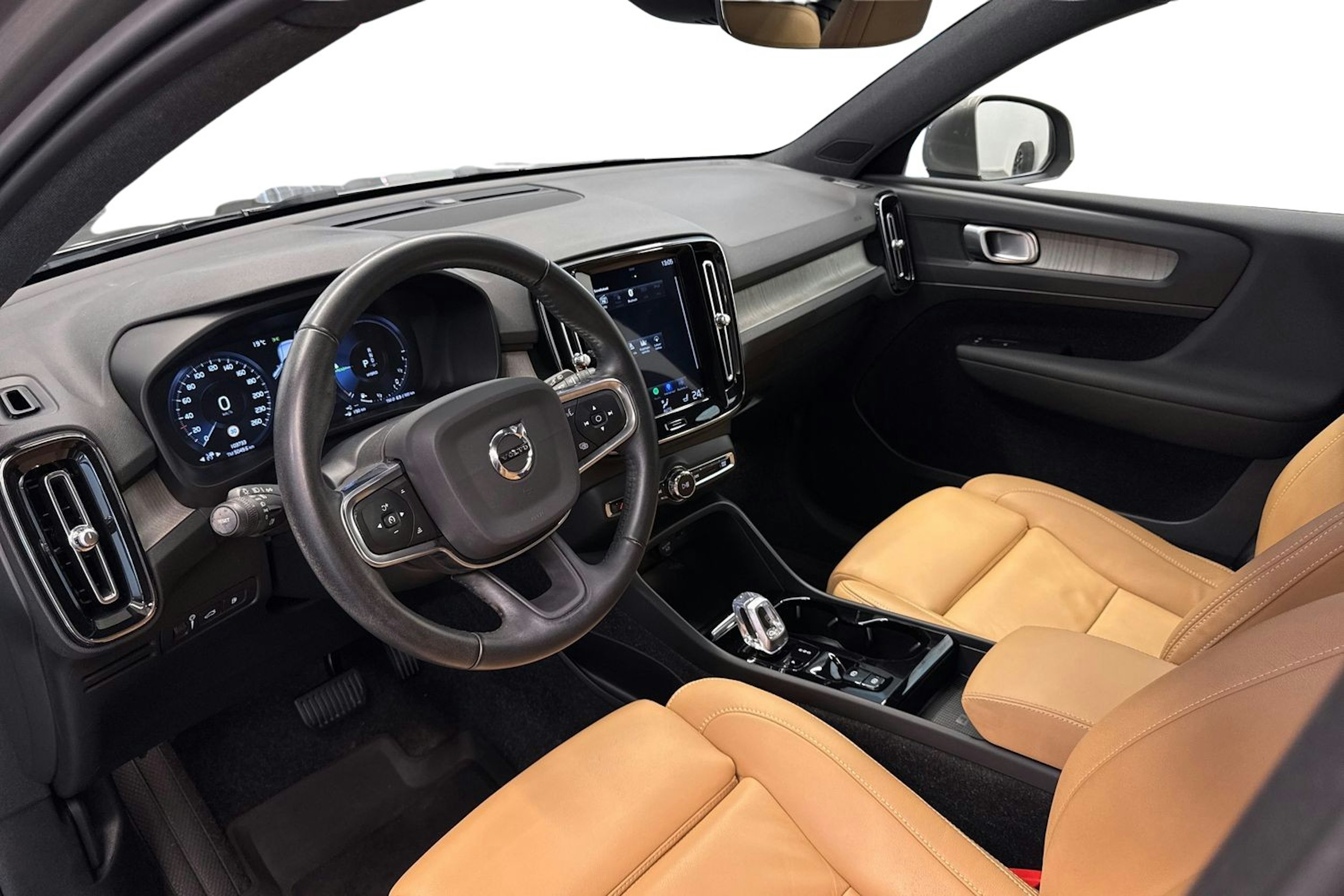 met. harmaa Volvo XC40 2020 kuva 7.