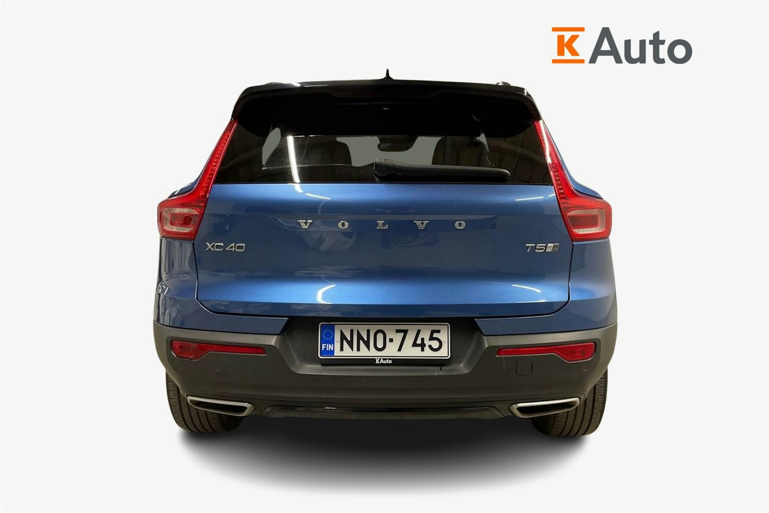 sininen Volvo XC40 2020 kuva 3.