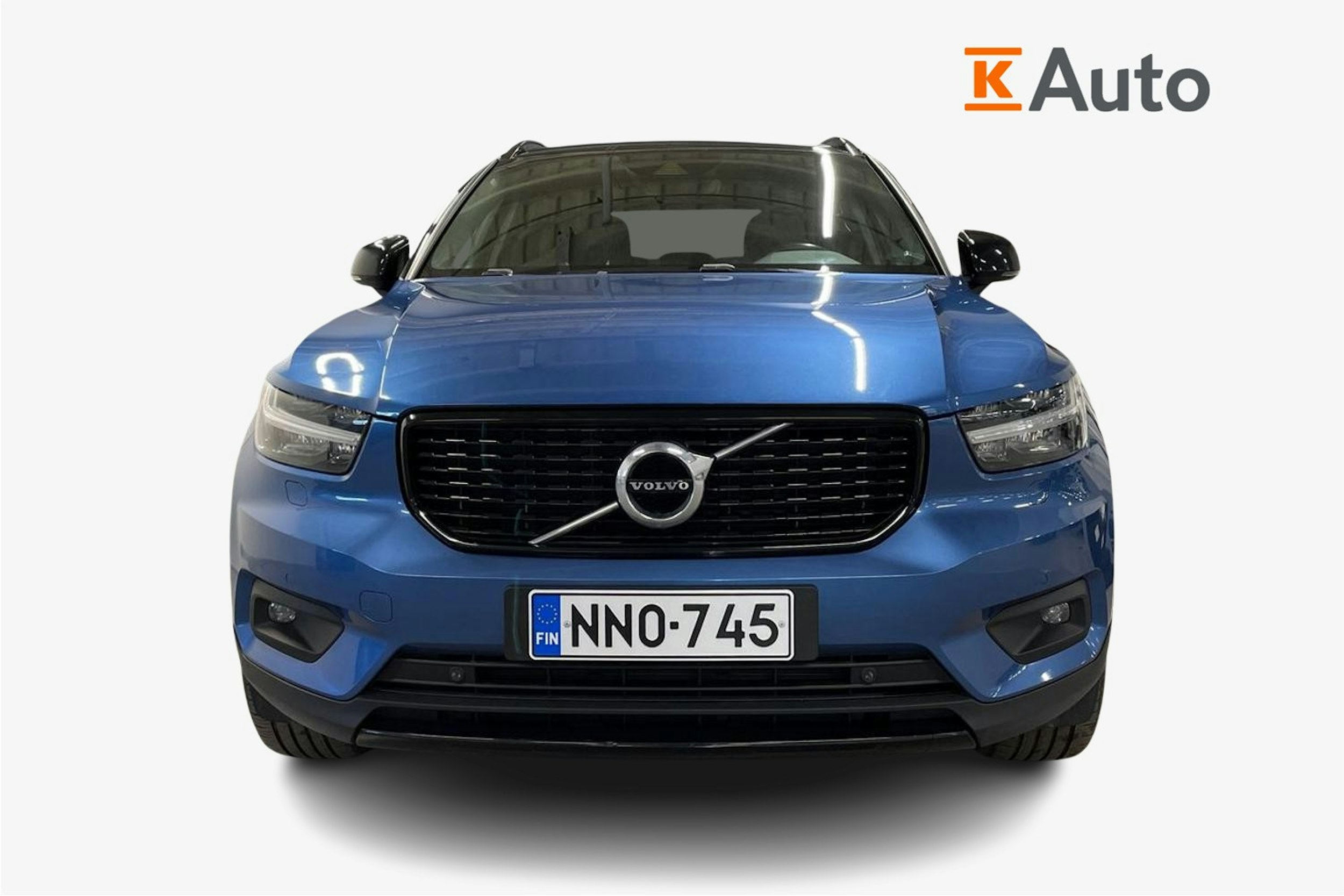 sininen Volvo XC40 2020 kuva 5.