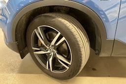 sininen Volvo XC40 2020 kuva 13.