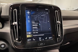 sininen Volvo XC40 2020 kuva 19.