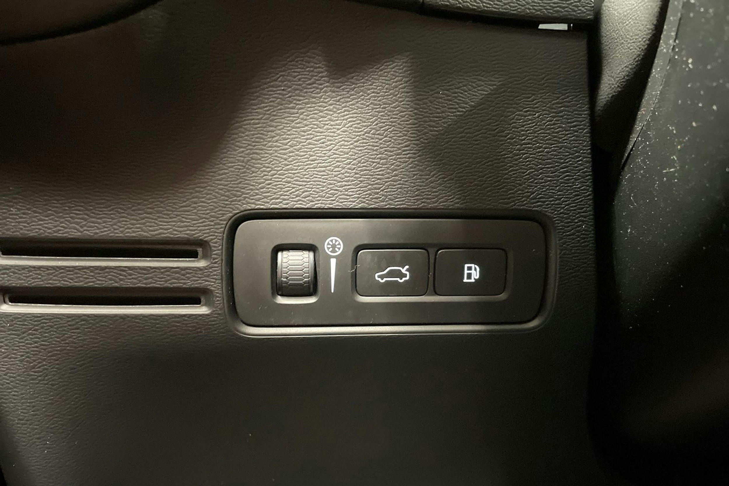 sininen Volvo XC40 2020 kuva 23.