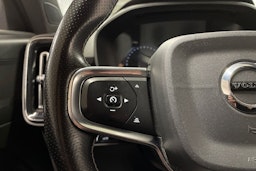 sininen Volvo XC40 2020 kuva 24.