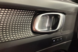 sininen Volvo XC40 2020 kuva 27.