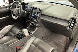 sininen Volvo XC40 2020 kuva 29.