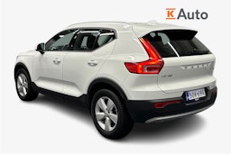 valkoinen Volvo XC40 2020 kuva 2.