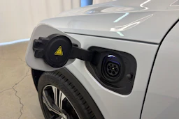 harmaa Volvo XC40 2020 kuva 33.