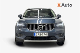 sininen Volvo XC40 2021 kuva 5.