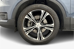 sininen Volvo XC40 2021 kuva 11.