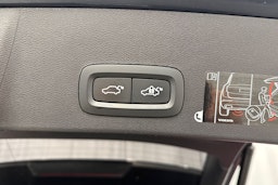 sininen Volvo XC40 2021 kuva 16.