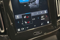 valkoinen Volvo XC40 2021 kuva 22.